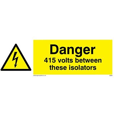 Viking WE86-L15-3M "Danger 415 volt Between These Isolators" skylt, 3 mm styv plast, 50 mm H x 150 mm B Viking WE86-L15-3M "Danger 415 volt Between These Isolators" skylt, 3 mm styv plast, 50 mm H x 150 mm B