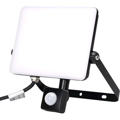 VoltShine 50 W LED-reflektor med frostat lock och elegant svart hölje. Utrustad med rörelsesensor ger den ett idealiskt ljus på 4 000 K för att effektivt belysa dina utrymmen. VoltShine 50 W LED-reflektor med frostat lock och elegant svart hölje. Utrustad med rörelsesensor ger den ett idealiskt ljus på 4 000 K för att effektivt belysa dina utrymmen.