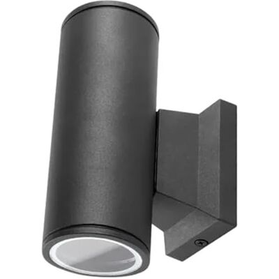 Glowster Schuko-bas + vattentät strömbrytare, perfekt för utomhusbruk. Säkerställer maximal säkerhet och vattenbeständighet, perfekt för användning i vått väder. Modern och funktionell design. Glowster Schuko-bas + vattentät strömbrytare, perfekt för utomhusbruk. Säkerställer maximal säkerhet och vattenbeständighet, perfekt för användning i vått väder. Modern och funktionell design.