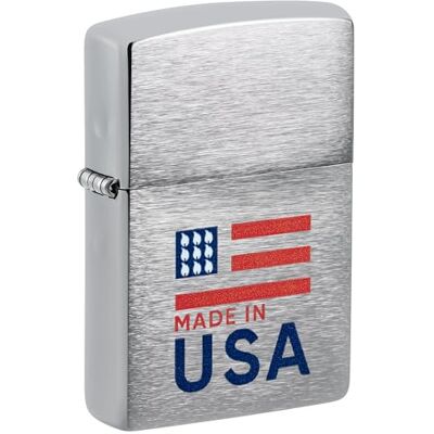 Zippo Stormtändare, borstad krom (Brushed Chrome), med färgbild ”Made in USA”, påfyllningsbar och återanvändbar, med vindskyddad design, presentförpackning, tillverkad i USA Zippo Stormtändare, borstad krom (Brushed Chrome), med färgbild ”Made in USA”, påfyllningsbar och återanvändbar, med vindskyddad design, presentförpackning, tillverkad i USA