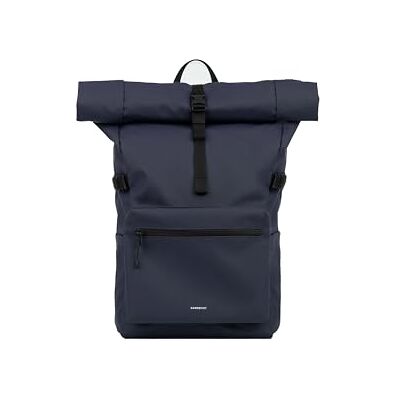Sandqvist Stream Rolltop Ryggsäck 16”, 34 L, Marinblå, Vattentät datorryggsäck, 16-tums datorfack. Återvunna material. Unisex, dam och herr. Sandqvist Stream Rolltop Ryggsäck 16”, 34 L, Marinblå, Vattentät datorryggsäck, 16-tums datorfack. Återvunna material. Unisex, dam och herr.