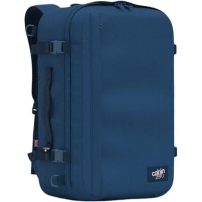 Cabinzero Classic Plus 42L Ultra Light Cabin Bag with Luggage Trackers, Unisex-ryggsäck, Jodphur Blue, 42 Cabinzero Classic Plus 42L Ultra Light Cabin Bag with Luggage Trackers, Unisex-ryggsäck, Jodphur Blue, 42