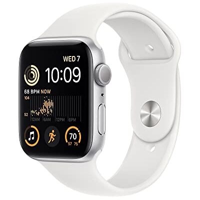 Apple Watch SE (andra generationen) (GPS, 44mm) Smartklocka aluminiumboett silver Sportband vit – standard. Tränings-och sömnmätare, kraschdetektering, pulsmätare, vattentålig Apple Watch SE (andra generationen) (GPS, 44mm) Smartklocka aluminiumboett silver Sportband vit – standard. Tränings-och sömnmätare, kraschdetektering, pulsmätare, vattentålig