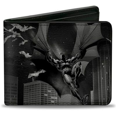 Buckle-Down Tvåfaldig plånbok Spänne ned Pu Bifold plånbok Batman Skönheten av flygning actionpose/fladdermöss/skyline svart/grå unisex-vuxna Buckle-Down Tvåfaldig plånbok Spänne ned Pu Bifold plånbok Batman Skönheten av flygning actionpose/fladdermöss/skyline svart/grå unisex-vuxna