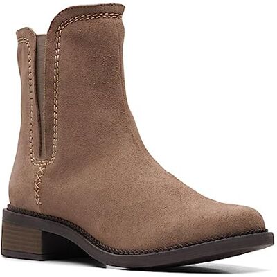 Clarks Maye damstövel med dragkedja i mitten av vaden, Pebble Suede, 9.5 Clarks Maye damstövel med dragkedja i mitten av vaden, Pebble Suede, 9.5