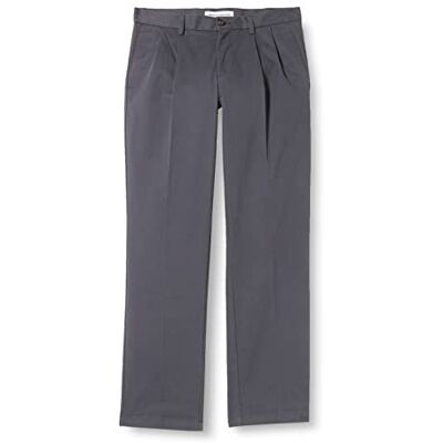 Amazon Essentials herr klassisk passform skrynkelfri veckad chinos byxa (finns i stora och långa), grå, 42 B x 32 L Amazon Essentials herr klassisk passform skrynkelfri veckad chinos byxa (finns i stora och långa), grå, 42 B x 32 L