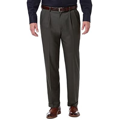 Haggar Herr Premium Comfort Classic Fit Veckad Frambyxa Reg. Stora och långa storlekar, Träkol, 36W / 34L Haggar Herr Premium Comfort Classic Fit Veckad Frambyxa Reg. Stora och långa storlekar, Träkol, 36W / 34L
