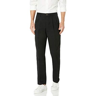 Amazon Essentials Herr klassisk passform skrynkelbeständig plisserad chinos byxa (finns i stora och långa), svart, 42 W x 30 L Amazon Essentials Herr klassisk passform skrynkelbeständig plisserad chinos byxa (finns i stora och långa), svart, 42 W x 30 L