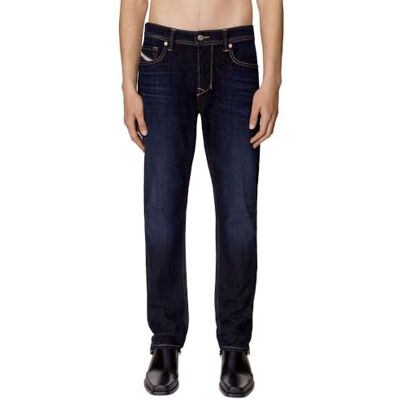 Diesel Larkee-beex jeans herr, 009zr, 26W x 32L Diesel Larkee-beex jeans herr, 009zr, 26W x 32L