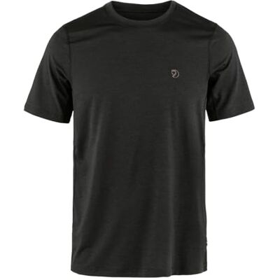 Fjällräven Fjallraven 87197-550 Abisko Day Hike SS M T-shirt herr svart storlek M, svart, M Fjällräven Fjallraven 87197-550 Abisko Day Hike SS M T-shirt herr svart storlek M, svart, M