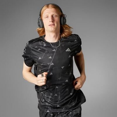 adidas För Män Run It Brand Love Tee, black, M adidas För Män Run It Brand Love Tee, black, M