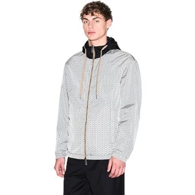 Giorgio Armani Men's One Block up, All Over Monogram, tryckt logotyp Windbreaker, Cream Ax Helover/Svart, S Giorgio Armani Men's One Block up, All Over Monogram, tryckt logotyp Windbreaker, Cream Ax Helover/Svart, S