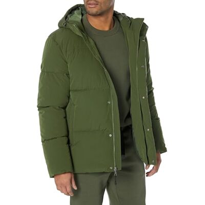 Amazon Essentials herr återvunnen polyester mellanlång puffjacka med huva (finns i stor och lång), mörk oliv, medium Amazon Essentials herr återvunnen polyester mellanlång puffjacka med huva (finns i stor och lång), mörk oliv, medium
