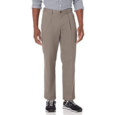 Amazon Essentials herr klassisk passform skrynkelfri veckad chinos byxa (finns i stora och långa), brungrå, 32 B x 30 L Amazon Essentials herr klassisk passform skrynkelfri veckad chinos byxa (finns i stora och långa), brungrå, 32 B x 30 L