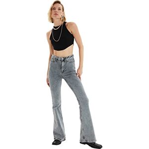 Trendyol Kvinnors grå hög midja flare jeans, 40 Trendyol Kvinnors grå hög midja flare jeans, 40