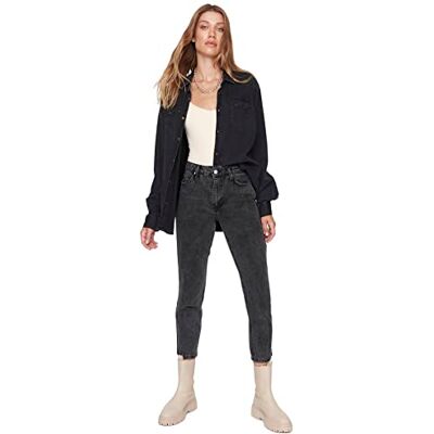 Trendyol Kvinna medelhög midja raka ben mamma jeans, svart, 34 SE Trendyol Kvinna medelhög midja raka ben mamma jeans, svart, 34 SE