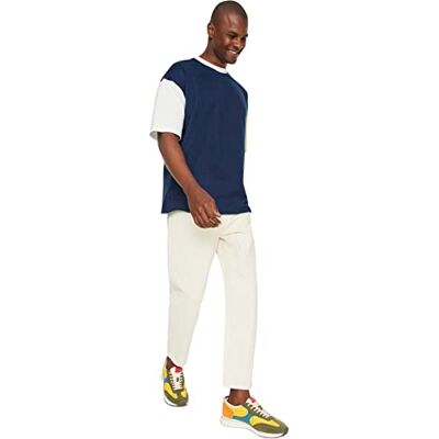 Trendyol Man normal midja smal passform jeans med avslappnad passform, Ecru, 31, Ecru, 48 SE Trendyol Man normal midja smal passform jeans med avslappnad passform, Ecru, 31, Ecru, 48 SE