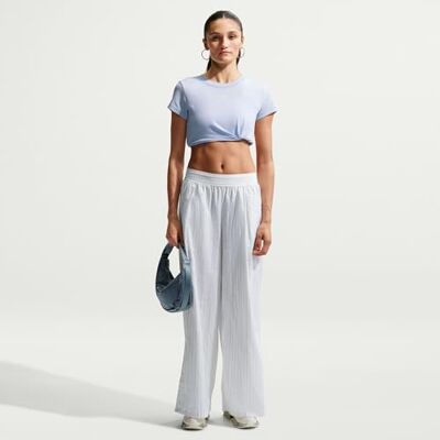 NIKE dam W Nsw Nk Chll Knt Md Crp Kortärmad t-shirt NIKE dam W Nsw Nk Chll Knt Md Crp Kortärmad t-shirt