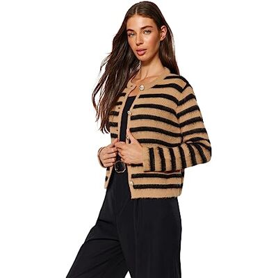 Trendyol FeMan Slim Fit Basic Crew Neck Stickat Cardigan, Kamel, S, Camel, S Trendyol FeMan Slim Fit Basic Crew Neck Stickat Cardigan, Kamel, S, Camel, S