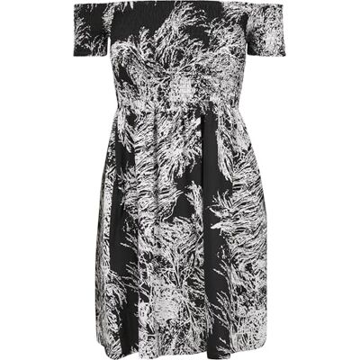 Urban Classics Damklänning axellös, samlad – dam smoked off shoulder klänning, Flerfärgad (imb 01061), 3XL Urban Classics Damklänning axellös, samlad – dam smoked off shoulder klänning, Flerfärgad (imb 01061), 3XL