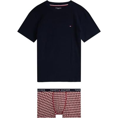 Tommy Hilfiger pojke SS TEE/TRUNK PRESENTSET BOXED UB0UB00562 Underkläder Specialitet, Blå, 6-7 år, Blå (ökenhimmel/flagga geo ap), 6-7 Years Tommy Hilfiger pojke SS TEE/TRUNK PRESENTSET BOXED UB0UB00562 Underkläder Specialitet, Blå, 6-7 år, Blå (ökenhimmel/flagga geo ap), 6-7 Years