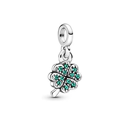 PANDORA Me Mein vierblättriges Kleeblatt Charm-Anhänger aus Sterling-Silber mit grünen Pavé- Schmucksteinen 2,6 x 7,6 x 6,2 mm (T/H/B), Me Collection kompatibel PANDORA Me Mein vierblättriges Kleeblatt Charm-Anhänger aus Sterling-Silber mit grünen Pavé- Schmucksteinen 2,6 x 7,6 x 6,2 mm (T/H/B), Me Collection kompatibel