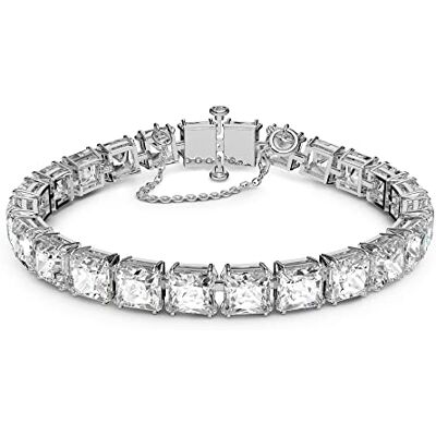 Swarovski Millenia armband, fyrkantsslipade klara kristaller i en rodiumpläterad miljö, från Millenia Collection Swarovski Millenia armband, fyrkantsslipade klara kristaller i en rodiumpläterad miljö, från Millenia Collection