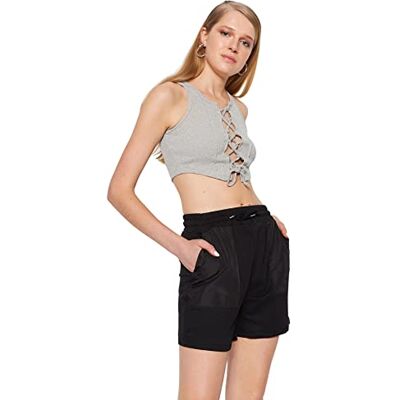 Trendyol damshorts med hög midja, breda ben, normal passform, Svart, M Trendyol damshorts med hög midja, breda ben, normal passform, Svart, M