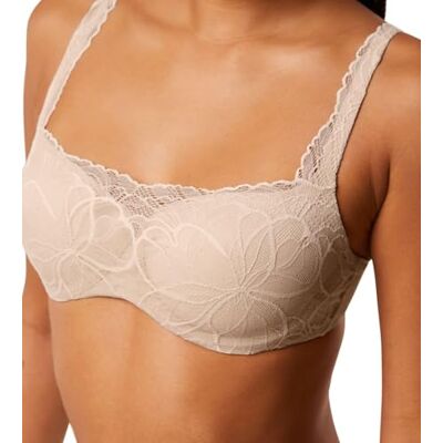 Triumph Body Makeup illusion spets balconette naken beige, Naken beige, 90B Triumph Body Makeup illusion spets balconette naken beige, Naken beige, 90B