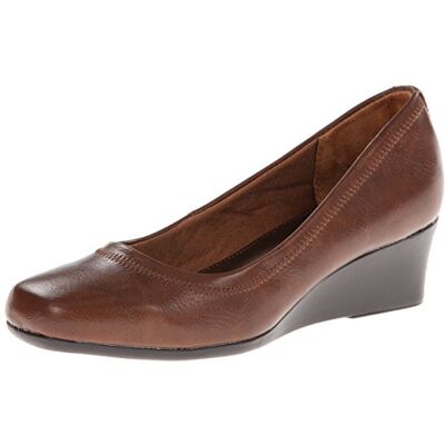 LifeStride Women's Groovy Wedge Pump LifeStride Women's Groovy Wedge Pump