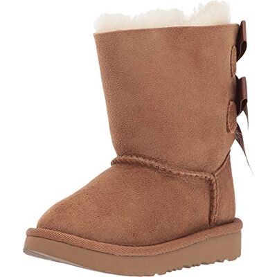 UGG Unisex – Barn Stövlar Bailey Bow II, Kastanj, 26 EU UGG Unisex – Barn Stövlar Bailey Bow II, Kastanj, 26 EU