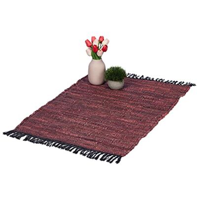 Relaxdays lappmatta, 60 x 100 cm, bomull och läder, handvävd, svarta fransar, halkfri, fläckmatta, röd Relaxdays lappmatta, 60 x 100 cm, bomull och läder, handvävd, svarta fransar, halkfri, fläckmatta, röd