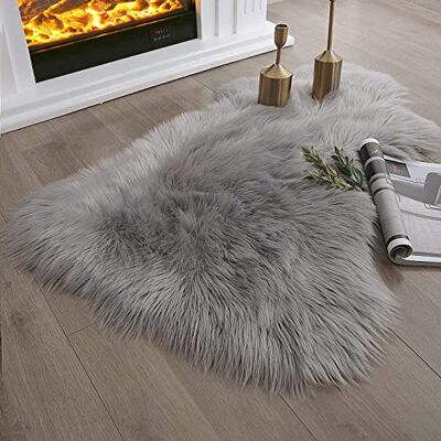 Ashler Home Deco Ashler fuskpälsmatta, fluffig lurvig matta ultramjuk 2 x 3 fot fårskinnsmatta, grå luddig matta maskintvättbar lurvig matta, barnkammardekor kastmattor för sovrum, barnrum, vardagsrum Ashler Home Deco Ashler fuskpälsmatta, fluffig lurvig matta ultramjuk 2 x 3 fot fårskinnsmatta, grå luddig matta maskintvättbar lurvig matta, barnkammardekor kastmattor för sovrum, barnrum, vardagsrum