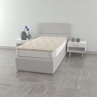 Italian Bed Linen INES avtagbar toppare med kopparfoder, fyrkantig och halv fransk 140 x 190 cm Italian Bed Linen INES avtagbar toppare med kopparfoder, fyrkantig och halv fransk 140 x 190 cm
