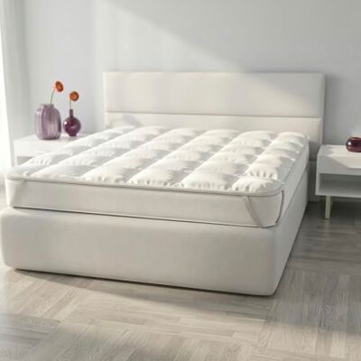 Italian Bed Linen BASIC quiltad Topper Vit, Fyrkantig och halv 120 x 195 cm Italian Bed Linen BASIC quiltad Topper Vit, Fyrkantig och halv 120 x 195 cm