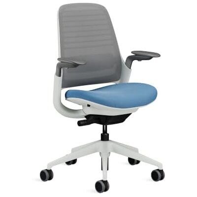 Steelcase Ergonomisk kontorsstol: Series 1, ländryggsstöd, kobalt Levereras monterad, universalhjul, premiummaterial, upp till 150 kg och 190 cm, sittkomfort. Steelcase Ergonomisk kontorsstol: Series 1, ländryggsstöd, kobalt Levereras monterad, universalhjul, premiummaterial, upp till 150 kg och 190 cm, sittkomfort.