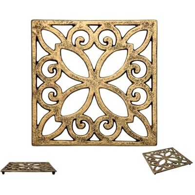 Comfify Dekorativt gjutjärnsgrytunderlägg för kök eller matbord Fyrkant med vintagemönster 16,5 x 16,5 cm Med gummipinnar/fötter återvunnen metall vintage, rustik design av Comfify Dekorativt gjutjärnsgrytunderlägg för kök eller matbord Fyrkant med vintagemönster 16,5 x 16,5 cm Med gummipinnar/fötter återvunnen metall vintage, rustik design av