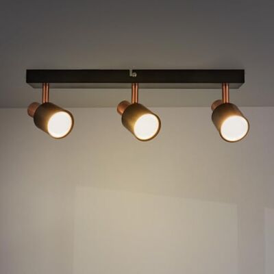 M Ledme Taklampa i guldserien, 3-spotlights, GU10, för torr inomhusbruk IP20, glödlampa ingår ej, lämplig för badrum, vardagsrum, sovrum och kök M Ledme Taklampa i guldserien, 3-spotlights, GU10, för torr inomhusbruk IP20, glödlampa ingår ej, lämplig för badrum, vardagsrum, sovrum och kök