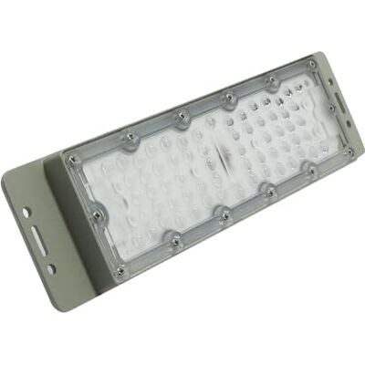 VoltShine LED-retrofit 50W LED-spotlight, modulär, effektiv, dimbar belysning, idealisk för kommersiella och bostadsutrymmen. VoltShine LED-retrofit 50W LED-spotlight, modulär, effektiv, dimbar belysning, idealisk för kommersiella och bostadsutrymmen.