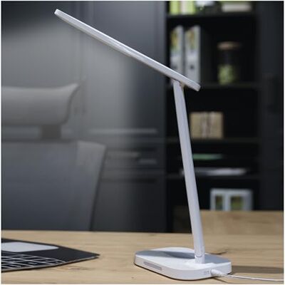 EMOS dimbar LED-bord CARSON 6 W med USB-utgång, maximal ljusstyrka 400 lm, justerbar ljusfärg 2700–6600 K, lamparm hopfällbar, 1,5 m strömkabel, CRI>80, ljustid 30 000 h, vit EMOS dimbar LED-bord CARSON 6 W med USB-utgång, maximal ljusstyrka 400 lm, justerbar ljusfärg 2700–6600 K, lamparm hopfällbar, 1,5 m strömkabel, CRI>80, ljustid 30 000 h, vit