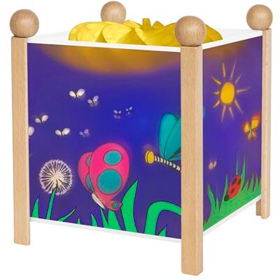 Trousselier Byxor – fjäril – nattlampa – magisk lykta – idealisk födelsemånad – färg trä natur – animerade bilder – lugnande ljus – 12 V 10 W glödlampa ingår – EU-kontakt Trousselier Byxor – fjäril – nattlampa – magisk lykta – idealisk födelsemånad – färg trä natur – animerade bilder – lugnande ljus – 12 V 10 W glödlampa ingår – EU-kontakt