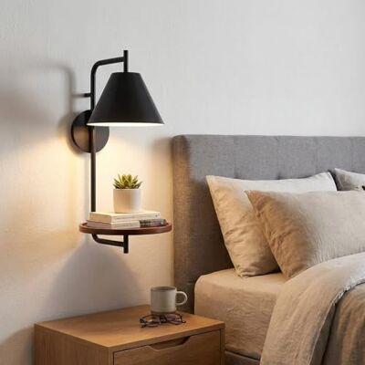 B·LED BARCELONA LED Bilon vägglampa med hylla – modern vägglampa E27 – matt svart aluminium och trähylla – modern vägglampa för sovrum, vardagsrum, hall eller hotell B·LED BARCELONA LED Bilon vägglampa med hylla – modern vägglampa E27 – matt svart aluminium och trähylla – modern vägglampa för sovrum, vardagsrum, hall eller hotell