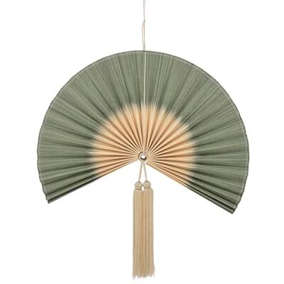 Bloomingville JAIME väggdekoration grön – dekoration bambu väggdekoration med gröna veck, beige mitten och tofsar, L 75 x H 70 cm, inklusive hängande slinga Bloomingville JAIME väggdekoration grön – dekoration bambu väggdekoration med gröna veck, beige mitten och tofsar, L 75 x H 70 cm, inklusive hängande slinga
