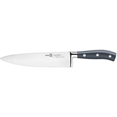 BRA Signature 200 mm kockkniv, tyskt rostfritt stål, smidd med molybden vanadin, ABS-nithandtag, ergonomisk design, blad 1,6 mm tjocklek BRA Signature 200 mm kockkniv, tyskt rostfritt stål, smidd med molybden vanadin, ABS-nithandtag, ergonomisk design, blad 1,6 mm tjocklek