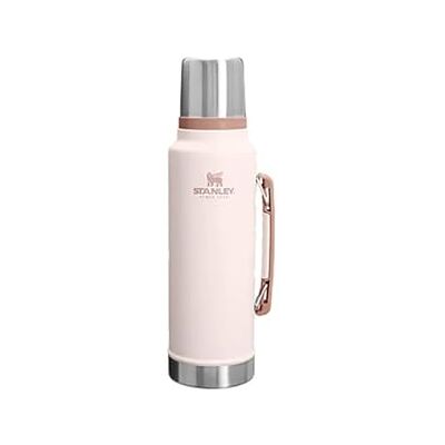 Stanley 1913 Classic Legendary Termosflaska 1.4L BPA-Fri Termos I Rostfritt Stål Håller Varmt I 40 H Läckagesäkert Lock, Fungerar Som Mugg Tål Maskindisk Hammertone Rose Quartz Stanley 1913 Classic Legendary Termosflaska 1.4L BPA-Fri Termos I Rostfritt Stål Håller Varmt I 40 H Läckagesäkert Lock, Fungerar Som Mugg Tål Maskindisk Hammertone Rose Quartz