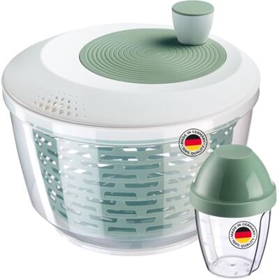 Westmark Salad Spinner – Idealisk för att tvätta, snurra och servera sallad, platsbesparande salladsskål med lock och hällpip, halkfri, 4,4 l – plast, BPA-fri Westmark Salad Spinner – Idealisk för att tvätta, snurra och servera sallad, platsbesparande salladsskål med lock och hällpip, halkfri, 4,4 l – plast, BPA-fri