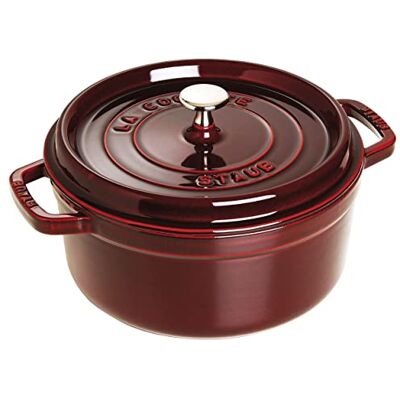 STAUB Gusseisen Bräter/Cocotte, Rund 26 cm, 5 L, Grenadine STAUB Gusseisen Bräter/Cocotte, Rund 26 cm, 5 L, Grenadine