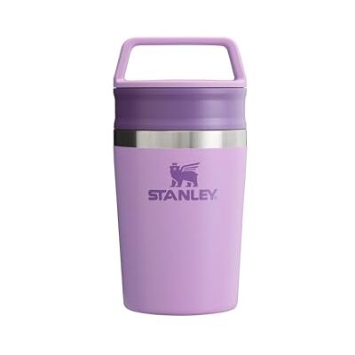 Stanley 1913 Cafe To-Go Resemugg 0.23L Lilac Håller 3 Timmar Varmt 4 Timmar Kallt Rostfritt Stål Tål Maskindisk Lättburet Handtag Kaffekopp Stanley 1913 Cafe To-Go Resemugg 0.23L Lilac Håller 3 Timmar Varmt 4 Timmar Kallt Rostfritt Stål Tål Maskindisk Lättburet Handtag Kaffekopp