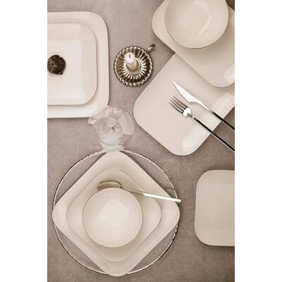 Hermia Concept Elegant middagsset med 51 delar, 100% porslin, krämfärg Inkluderar serveringsplatser, skålar, tallrikar, tallrikar Perfekt för speciella tillfällen och vardagsmiddagar Hermia Concept Elegant middagsset med 51 delar, 100% porslin, krämfärg Inkluderar serveringsplatser, skålar, tallrikar, tallrikar Perfekt för speciella tillfällen och vardagsmiddagar