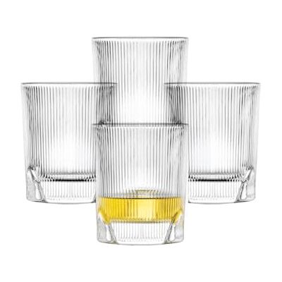 Schott Zwiesel Fave whiskyglas (set med 4), modern whiskytumbler, med präglade spår och utklipp, diskmaskinssäker kristallglas (artikel nr 124303) Schott Zwiesel Fave whiskyglas (set med 4), modern whiskytumbler, med präglade spår och utklipp, diskmaskinssäker kristallglas (artikel nr 124303)